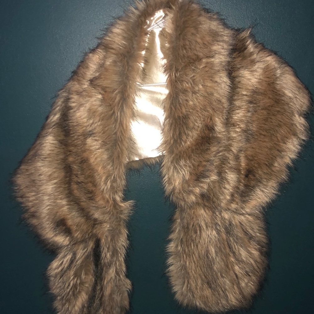 Fur shaw